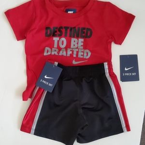 2 Piece Nike T Shirt/Shorts Outfit